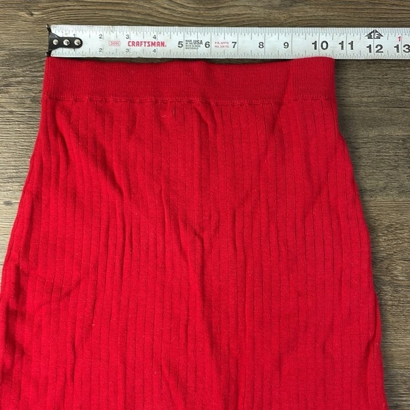 Free People Women's Red Skyline Midi Ribbed Sweater Skirt, size XS - Picture 6 of 9